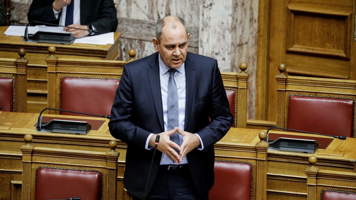 Διγαλάκης: Ανταποδοτικές υποτροφίες σε μεταπτυχιακούς φοιτητές και υποψήφιους διδάκτορες