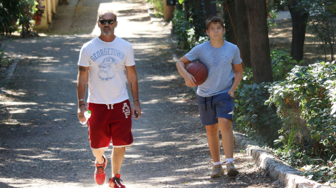 Η απόδειξη ότι ο Πέτρος Κωστόπουλος είναι το αθλητικό πρότυπο του γιου του