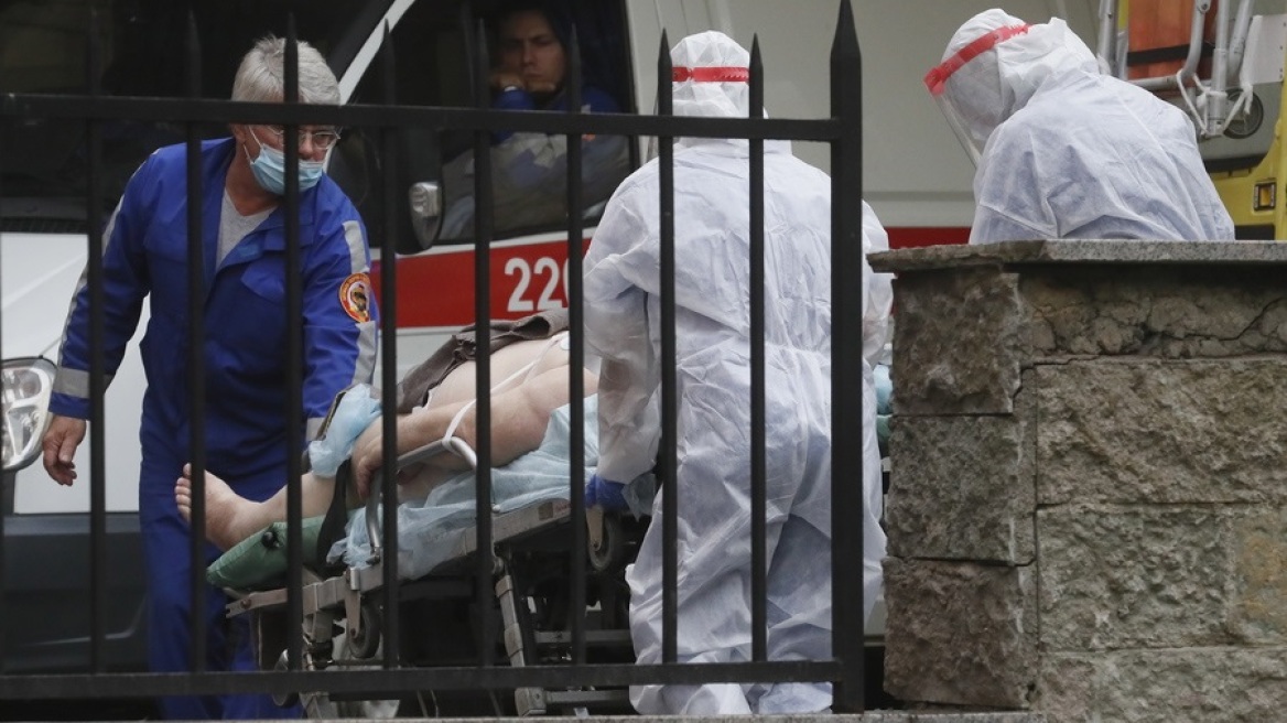 Βουλγαρία: 2.243 νέα κρούσματα - Κλείνουν τα νυχτερινά κέντρα