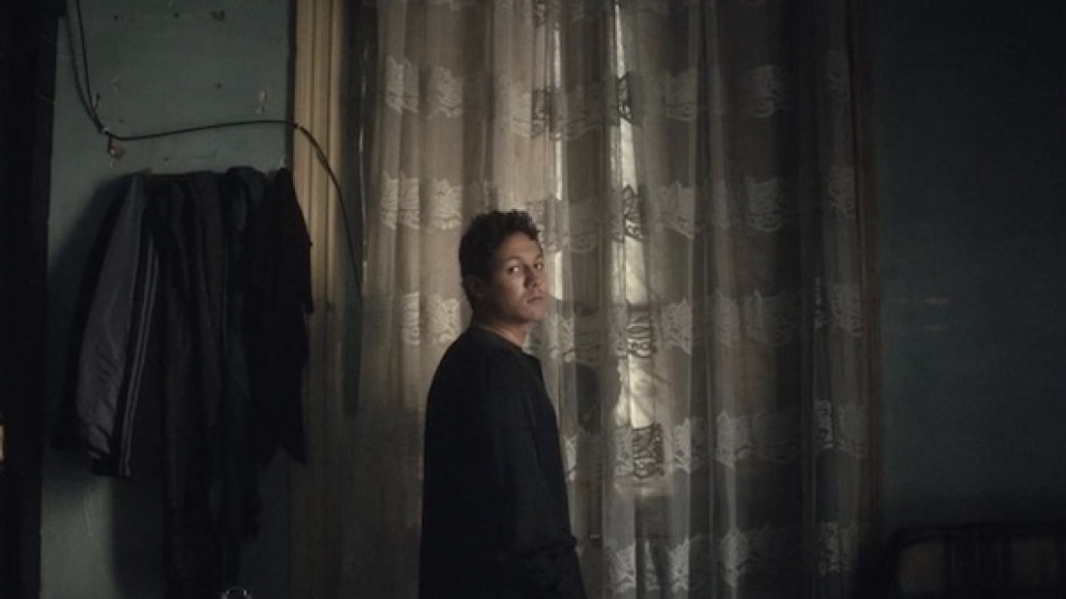 Ποιος είναι ο Γιώργος Βαλσαμής που μόλις κέρδισε τον δεύτερο Χρυσό Φοίνικα στις Κάννες 