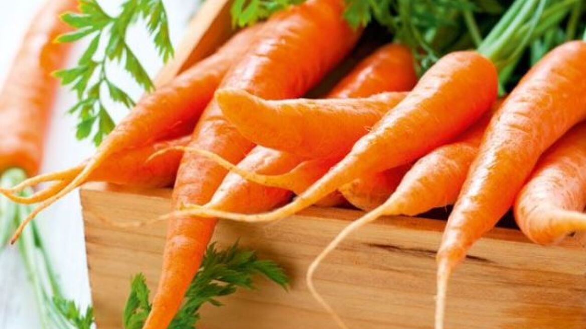 Το έξυπνο κόλπο για να «αναστήσεις» τα καρότα