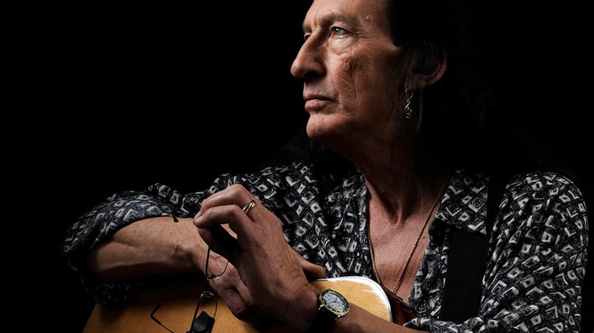 Κεν Χένσλεϊ: Η μουσική δύναμη των Uriah Heep ροκάρει πλέον στον παράδεισο