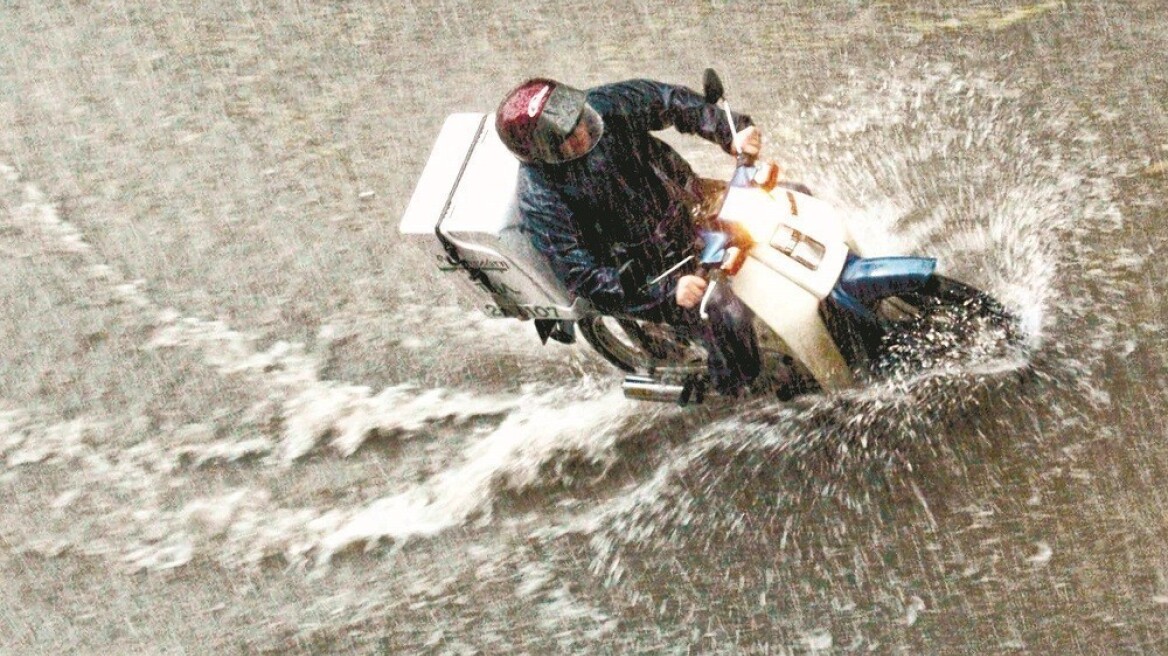 Lockdown: Nτελιβεράδες SOS...