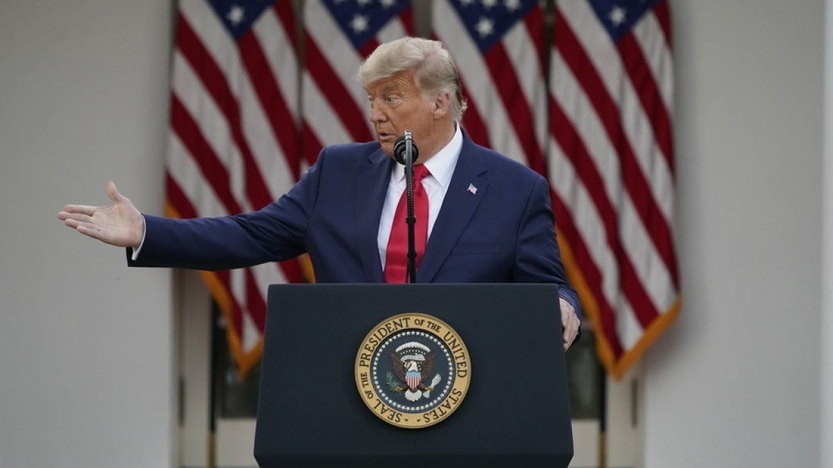 Επιμένει ο Τραμπ: «Ο χρόνος θα δείξει ποιος θα αναλάβει την προεδρία»