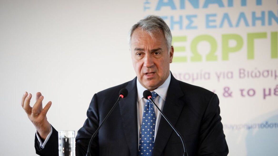 Κορωνοϊός - Βορίδης: Πιθανή επέκταση του υποχρεωτικού εμβολιασμού και στο Δημόσιο