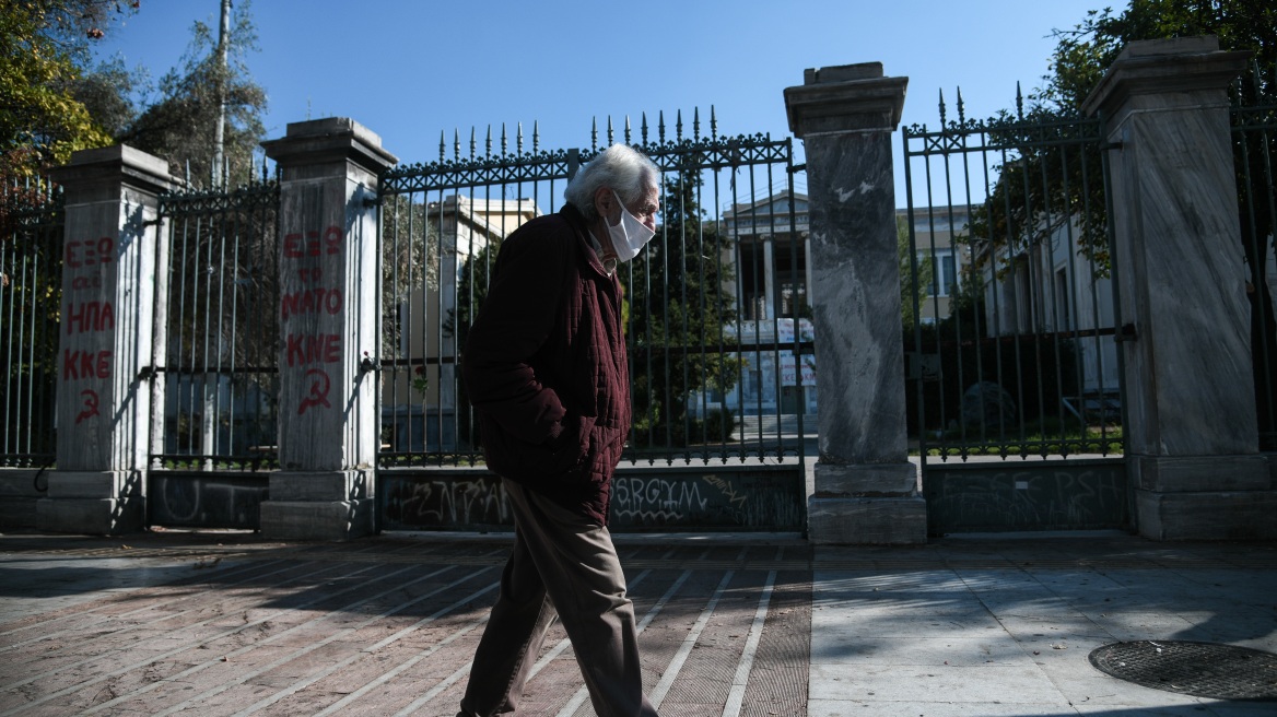 «Μαίνεται» η πολιτική σύγκρουση για το Πολυτεχνείο παρά την απόφαση του ΣτΕ 