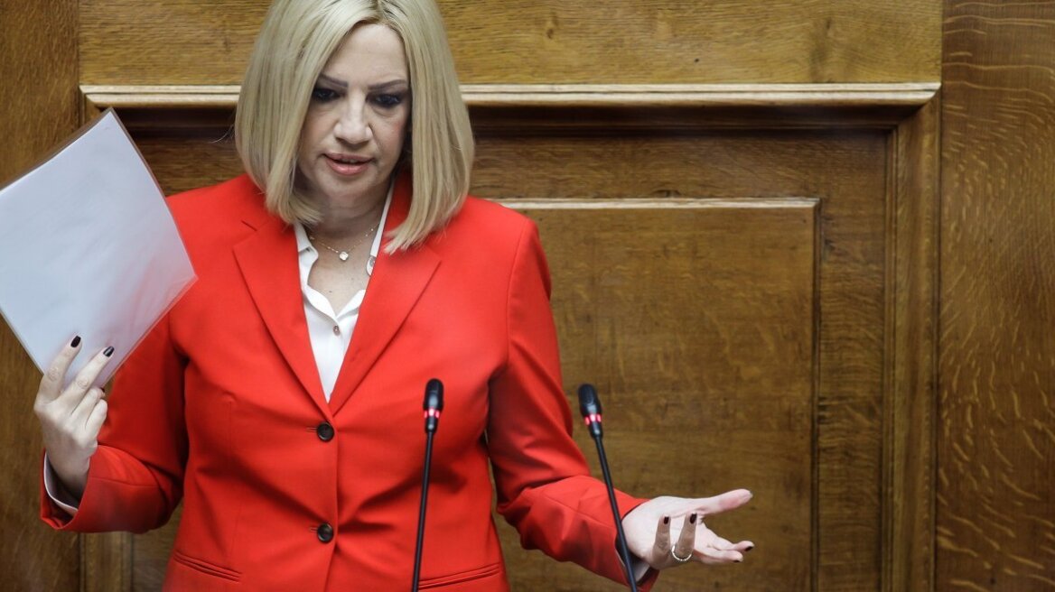 Γεννηματά σε Κουτσούμπα: «Παίζεις το παιχνίδι του Μητσοτάκη»