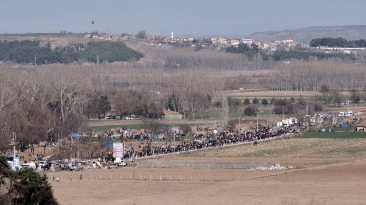 Frontex: Μεγάλη αύξηση στις αφίξεις μεταναστών από την ξηρά