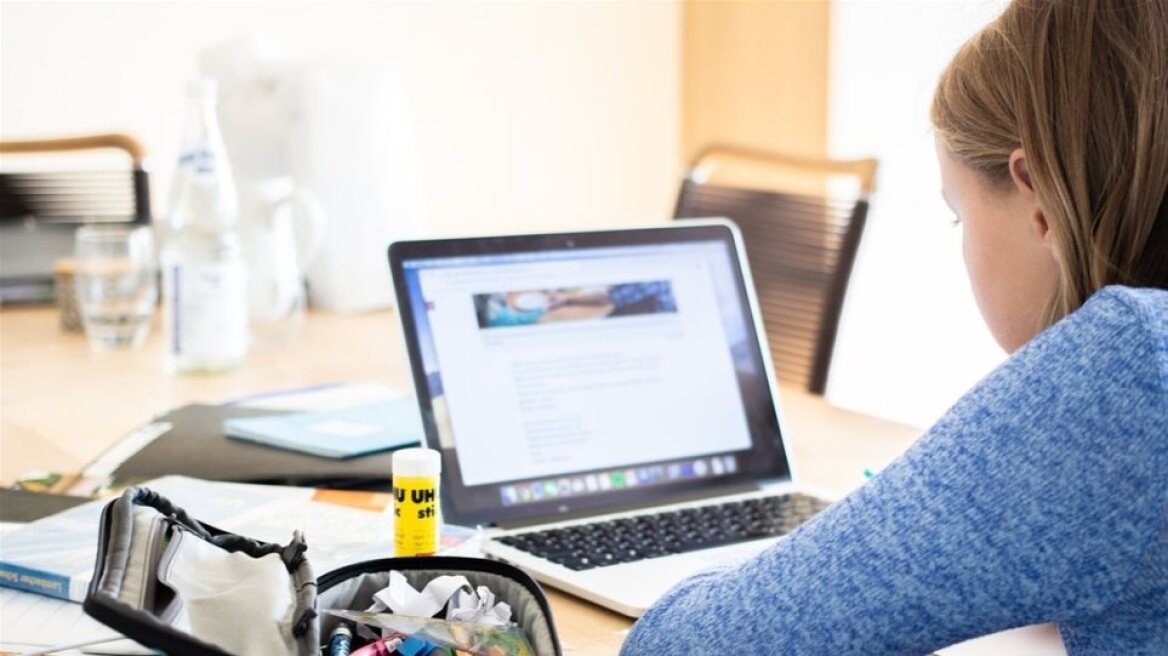 Lockdown στην Αττική: Πώς θα λειτουργήσουν τα σχολεία με την τηλεκπαίδευση