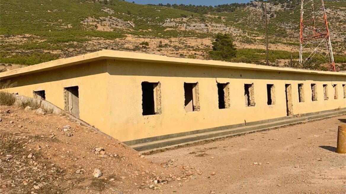Στην τελική φάση το project των νέων φυλακών: Ξεκίνησε η κατεδάφιση των παλαιών κτηρίων στον Ασπρόπυργο