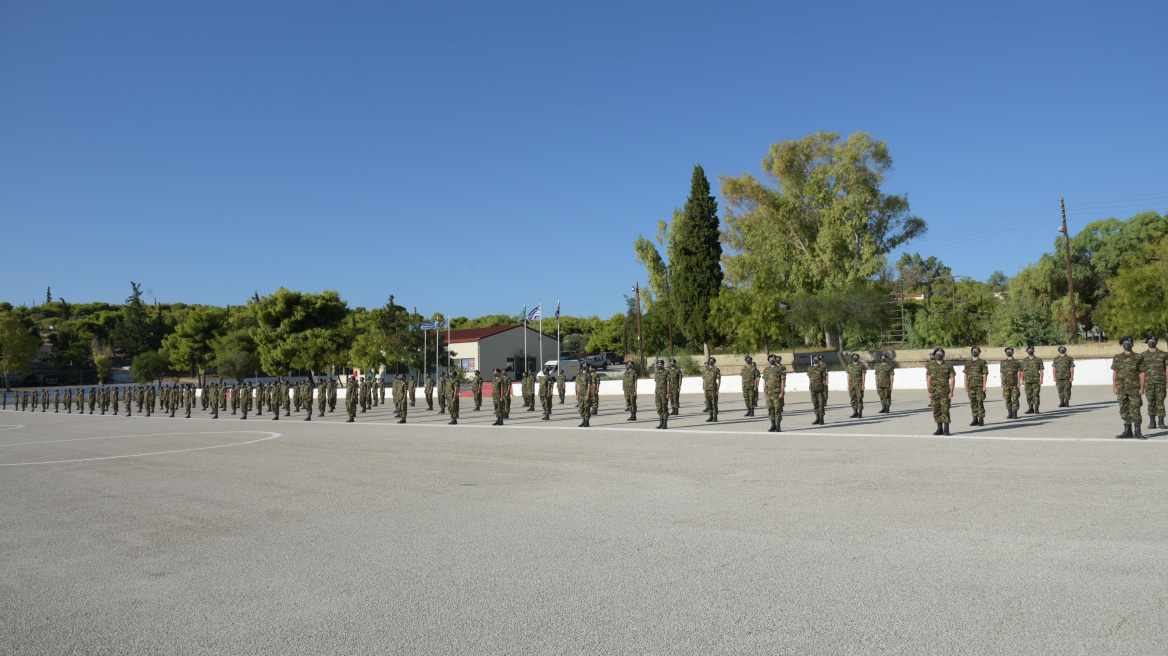 Προσλήψεις ΕΠΟΠ - Στρατός:  1.600 θέσεις για επαγγελματίες οπλίτες στις Ένοπλες Δυνάμεις