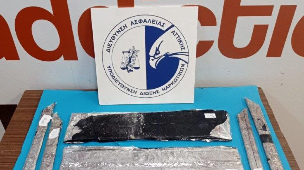 Ελ. Βενιζέλος: Συνελήφθη 52χρονος που έκρυβε έξι πακέτα κοκαΐνης στις αποσκευές του 