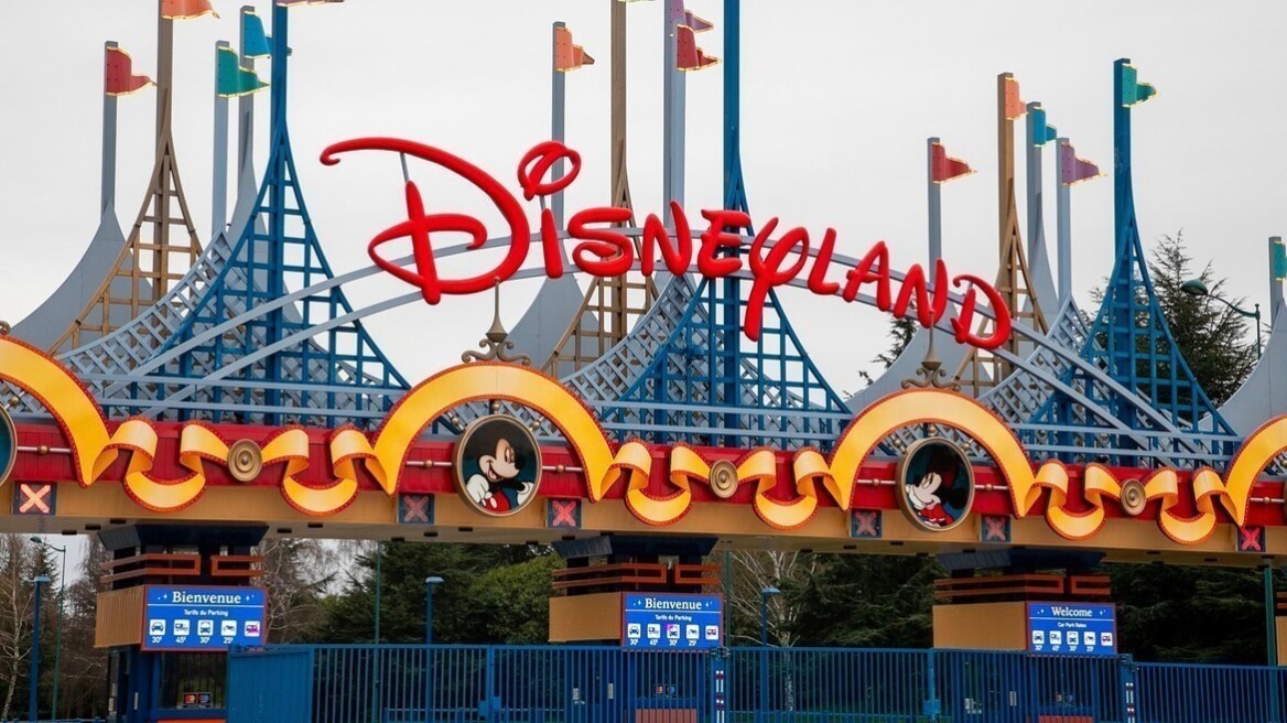Η Disney προχωρά σε 32.000 απολύσεις