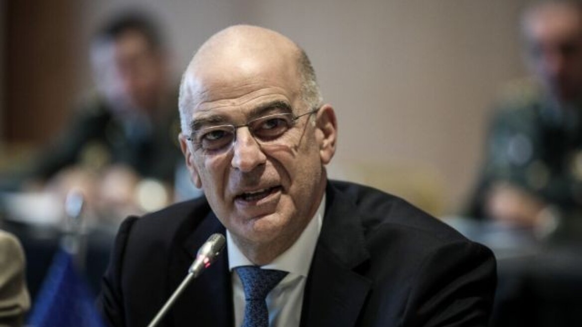 Δένδιας στο Bloomberg: Η ΕΕ πρέπει να θέσει όρια στην Τουρκία