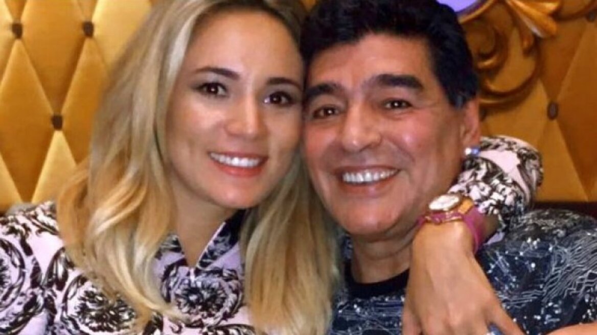 Ξέσπασε η αδερφή του Μαραντόνα: «Οι κόρες του τον είχαν εγκαταλείψει»