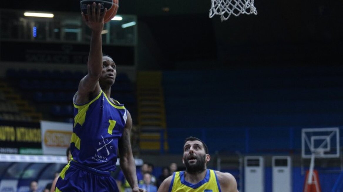 Basket League, Περιστέρι-Λαύριο 70-78: Η μεγάλη απόδραση στο ντεμπούτο του Μπουρούση
