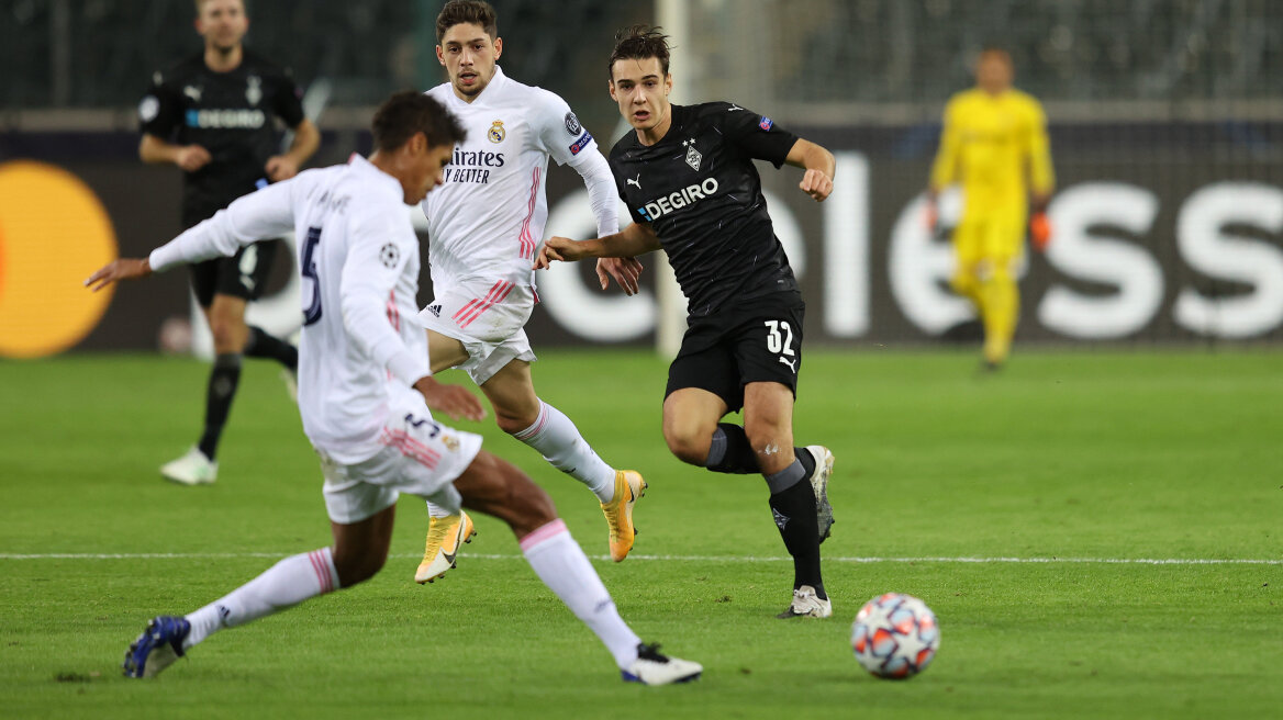 Μάντσεστερ Γιουνάιτεντ: Ετοιμάζει μεταγραφική «βόμβα» με Βαράν το καλοκαίρι