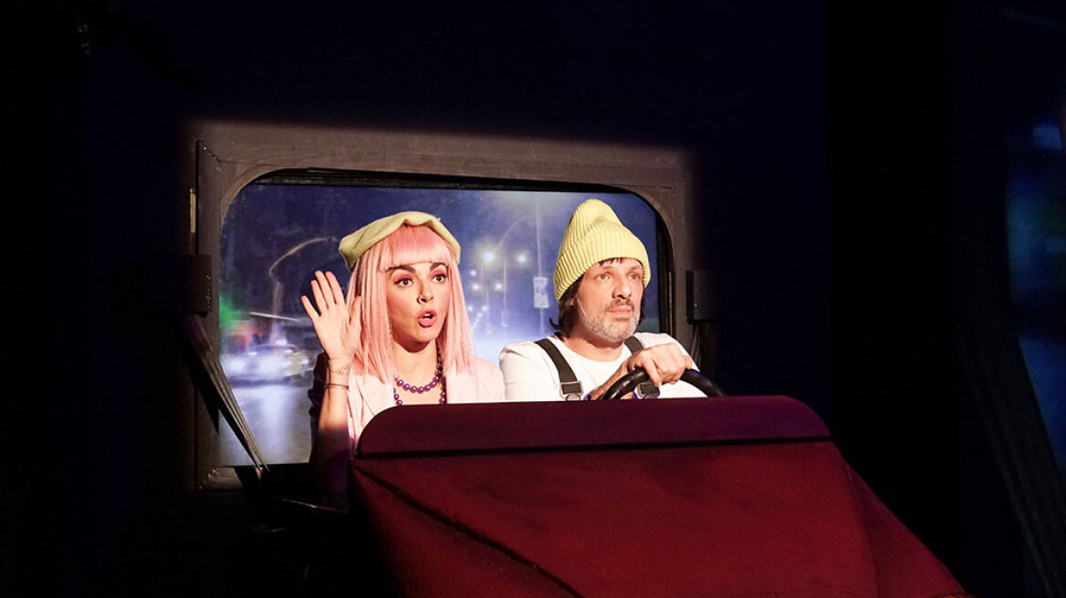 Η ξεκαρδιστική «Βερβερίτσα» του Νίκου Μουτσινά επιστρέφει διαδικτυακά 