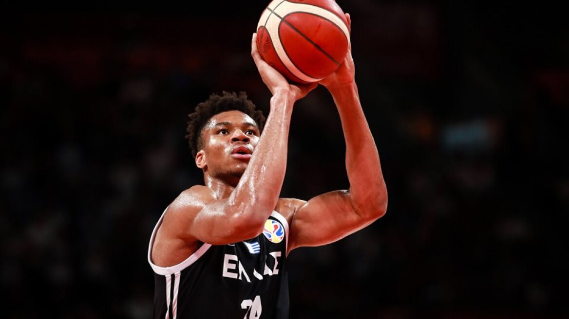 Αντιπρόεδρος Μπακς σε Αντετοκούνμπο: «Ας φέρουμε το πρωτάθλημα στο Μιλγουόκι»