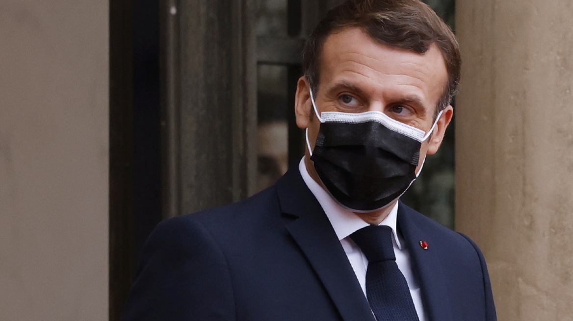 Κορωνοϊός - Γαλλία: Επιταχύνει το πρόγραμμα εμβολιασμού μετά τις κατηγορίες ότι «ευνοεί τους αντιεμβολιαστές»