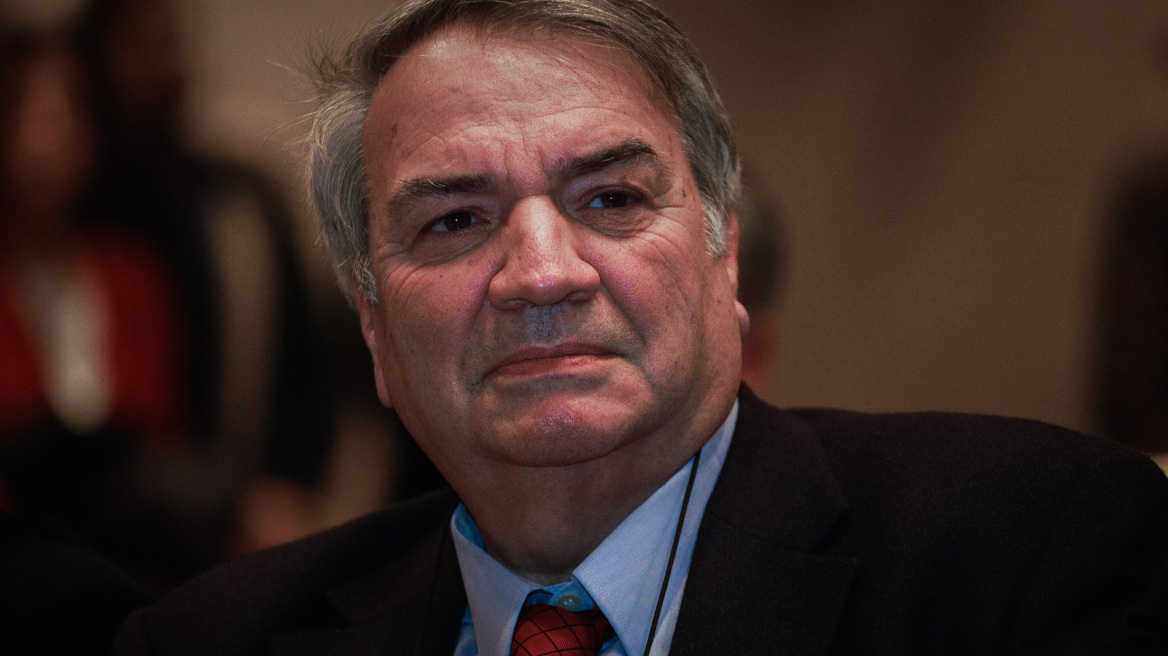 Μπίστης: «Μόνο όλοι μαζί μπορούμε» απαντά στον Γιώργο Παπανδρέου - «Πταίσμα» το «Ολαντρέου»