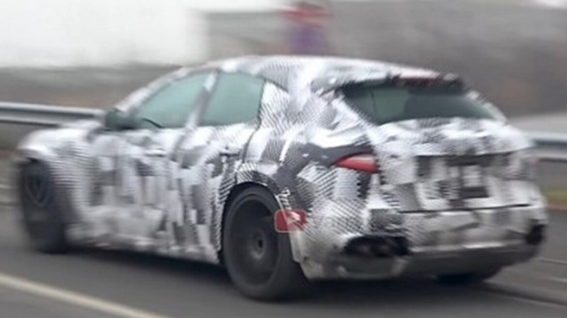 Η Ferrari Purosangue βολτάρει στο Μαρανέλο