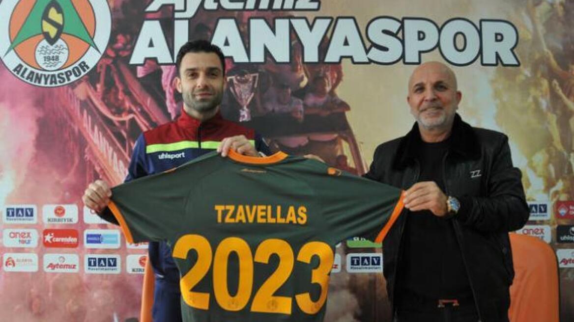 Ο Τζαβέλλας ανανέωσε με την Αλάνιασπορ για άλλα δυόμιση χρόνια