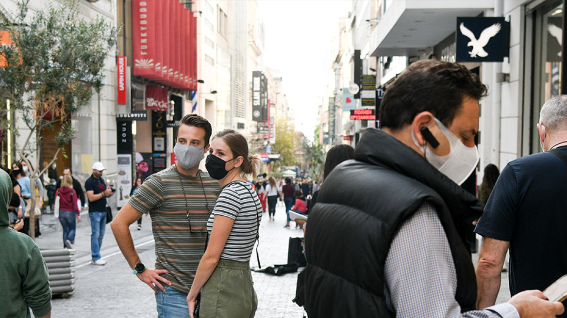 Ο καθηγητής Χρηστάκης προβλέπει τη ζωή μετά... Covid: Θα είμαστε σεξουαλικά τρελαμένοι, άπληστοι και άθρησκοι