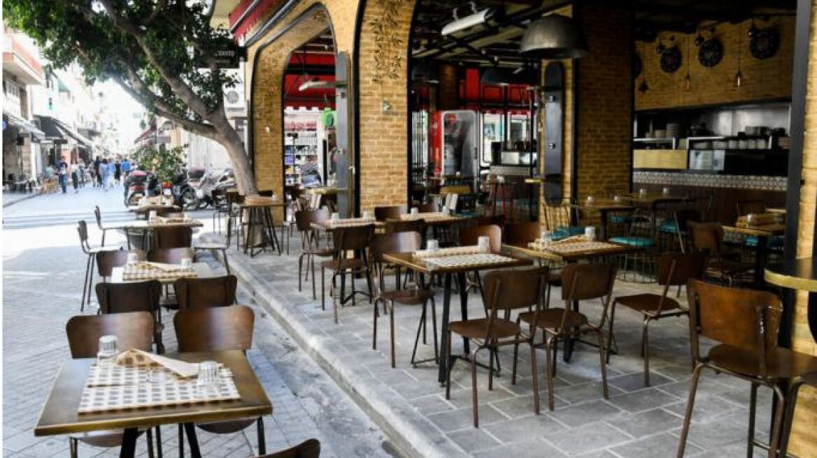 Προς μειωμένο ΦΠΑ στην εστίαση και όλο το 2021