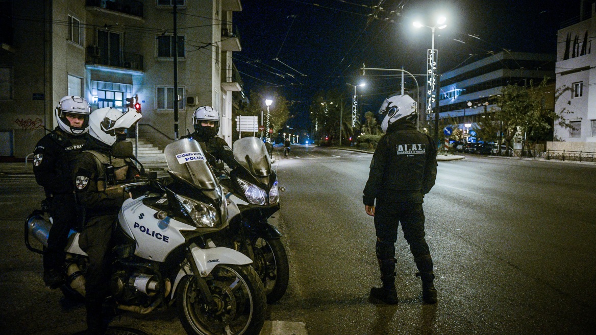 Χαλκιδική: «Καμπάνα» 3.000 ευρώ σε διοργανωτή πάρτι στη Νέα Καλλικράτεια – Επτά συλλήψεις