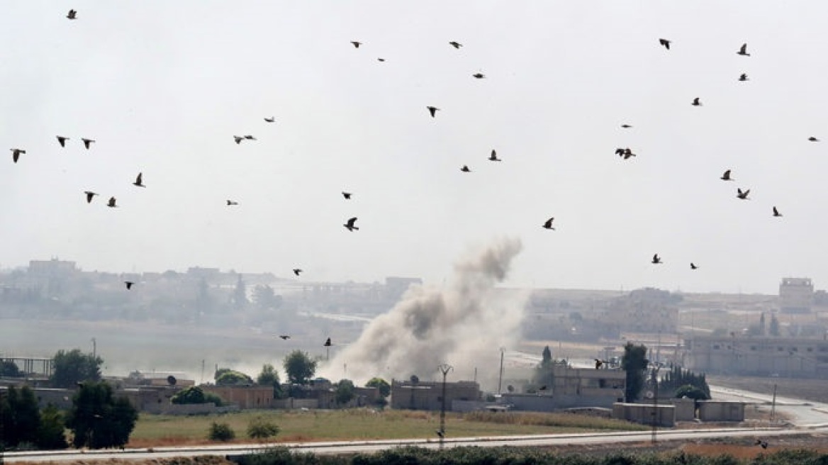 Συρία: Τουλάχιστον 30 στρατιώτες νεκροί σε επίθεση τζιχαντιστών