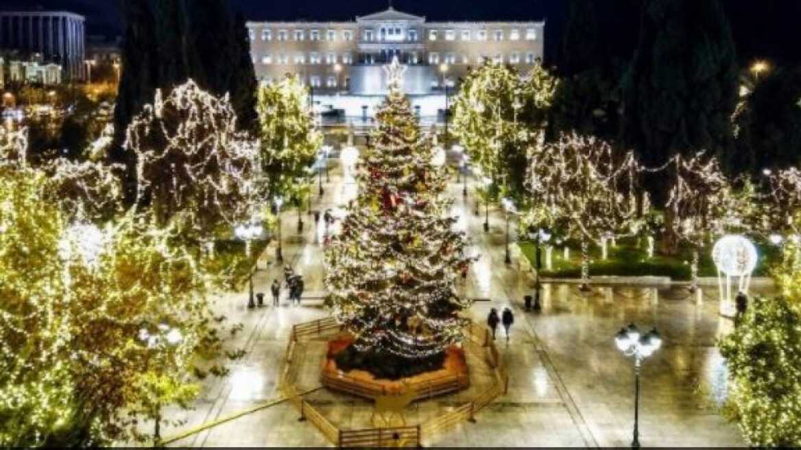 Δήμος Αθηναίων: Το εντυπωσιακό σόου για το 2021