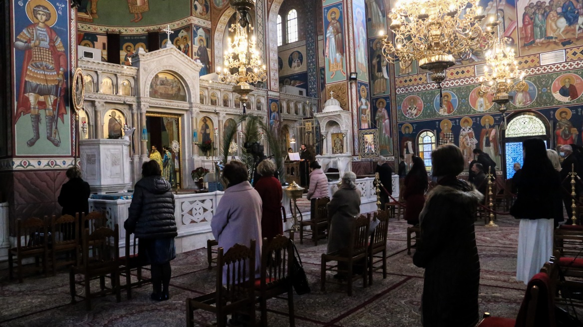 Πρωτοφανείς ισχυρισμοί Μητροπολίτη για τον κορωνοϊό: Είμαστε 82 και χάθηκαν μόνο δύο!