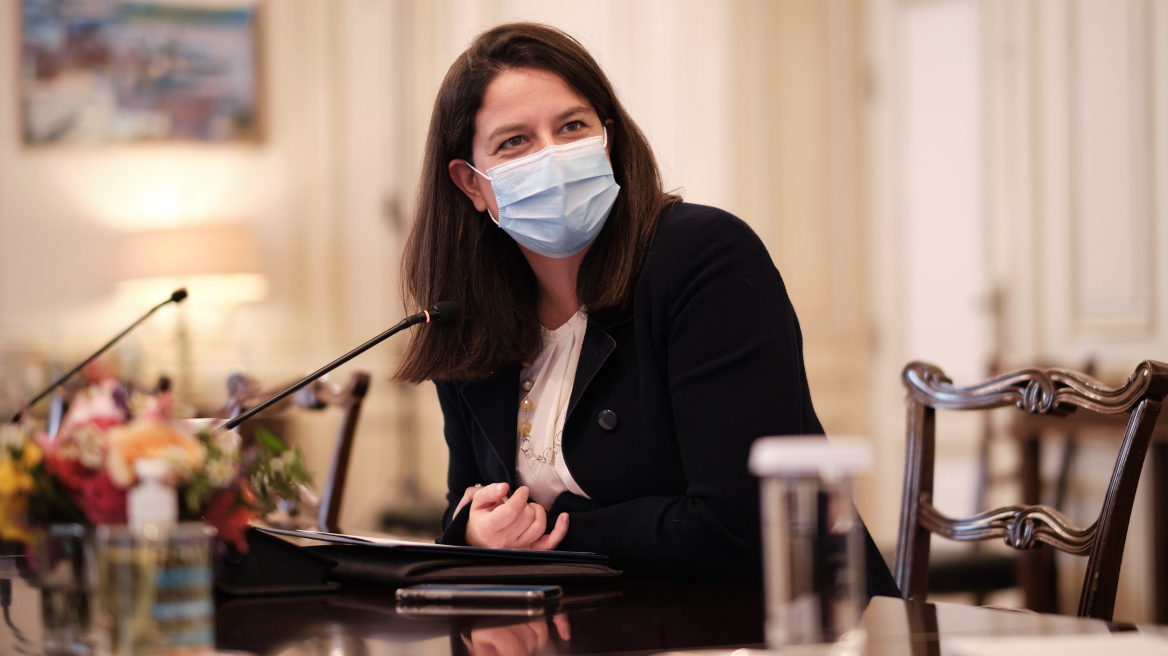 Παιδεία: Σήμερα παρουσιάζει η Νίκη Κεραμέως τις αλλαγές σε Πανελλαδικές και πανεπιστήμια
