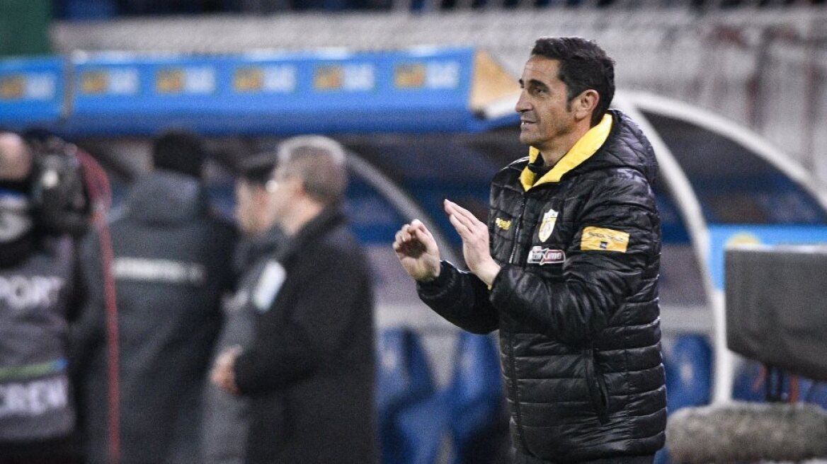 Χιμένεθ: «Θα είμαι χαρούμενος εάν μείνουν Λιβάγια και Ολιβέιρα»