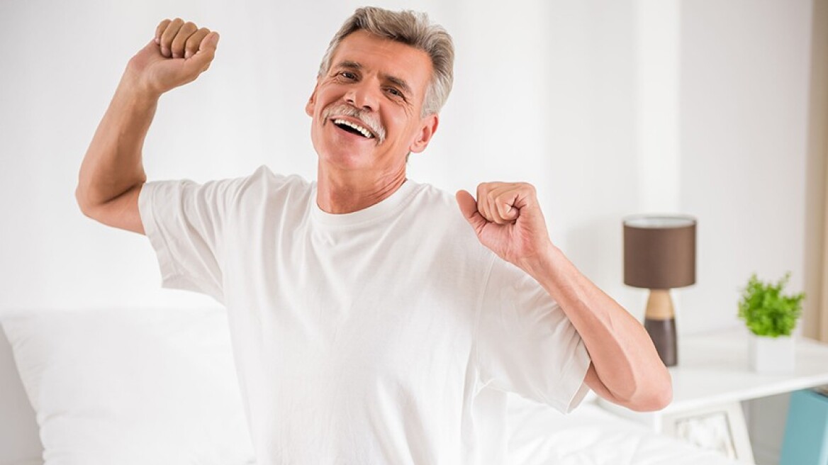 Γήρανση: Γιατί κονταίνουμε όσο μεγαλώνουμε;