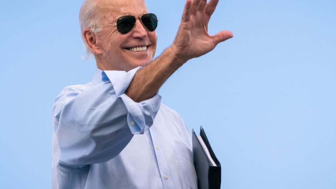 Ποια Αμερικανίδα καλλονή ακολούθησε στο Twitter ο Joe Biden μετά την τελετή ορκωμοσίας του