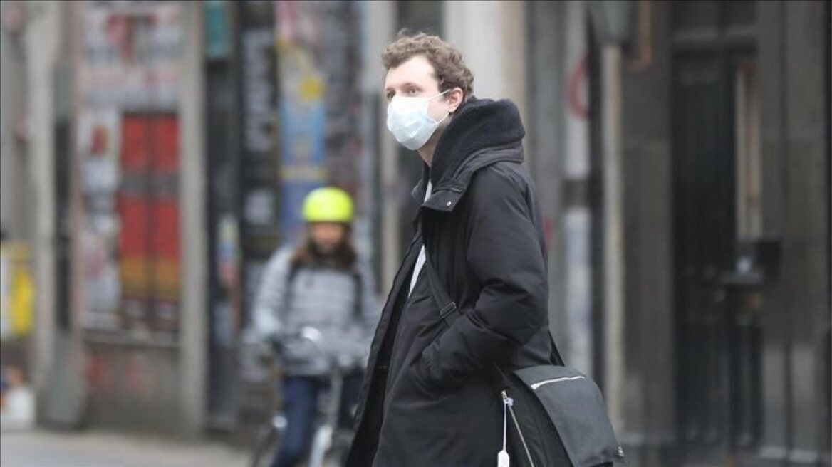 Δανία: Εξαπλώνεται η βρετανική μετάλαξη του κορωνοϊού 