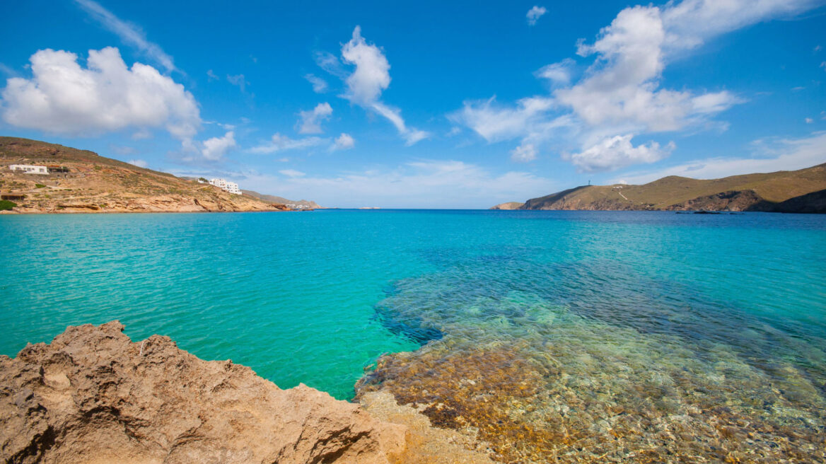 easyJet: Προσφέρει περισσότερες θέσεις για Ελλάδα το καλοκαίρι του 2021