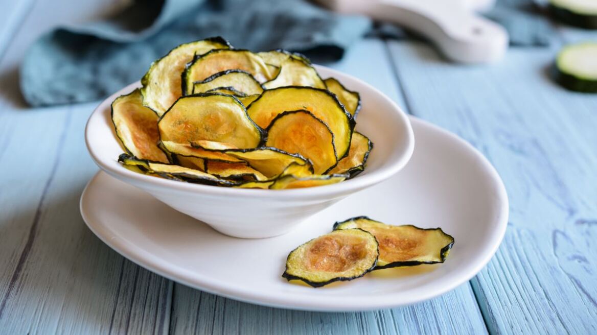 Σπιτικά τσιπς από κολοκύθι με θαλασσινό αλάτι και ξίδι