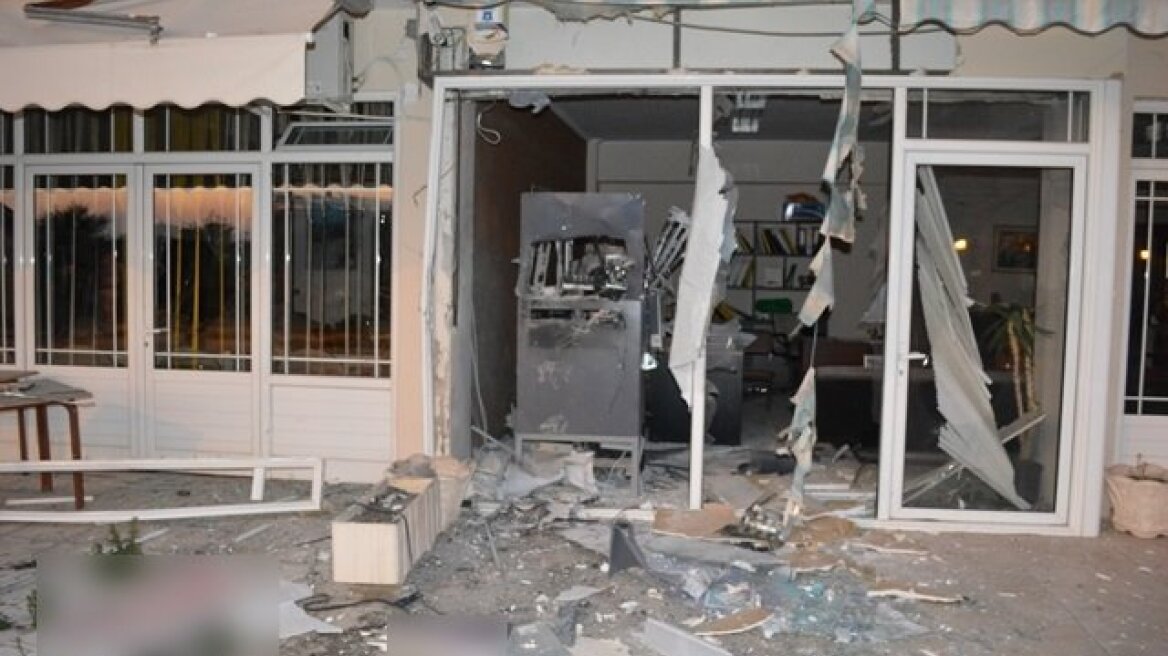 Πιερία: Ανατίναξαν τρία ΑΤΜ αλλά δεν πήραν δεκάρα!