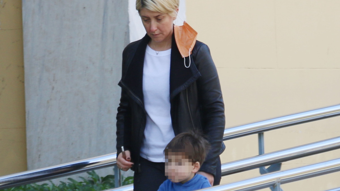 Η Σία Κοσιώνη έκανε μια διαχρονική επιλογή για τη βόλτα της στο Ζάππειο