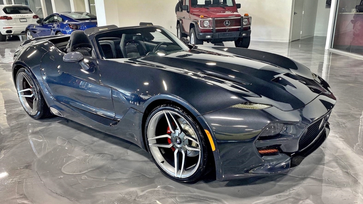 Πωλείται το μοναδικό VLF Force 1 V10 Roadster