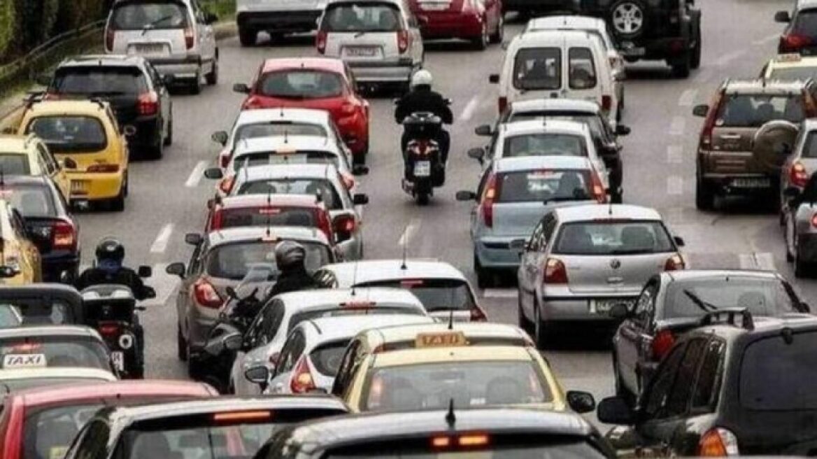 Τέλη κυκλοφορίας: Λήγει η προθεσμία πληρωμής – Προσοχή στα «τσουχτερά» πρόστιμα