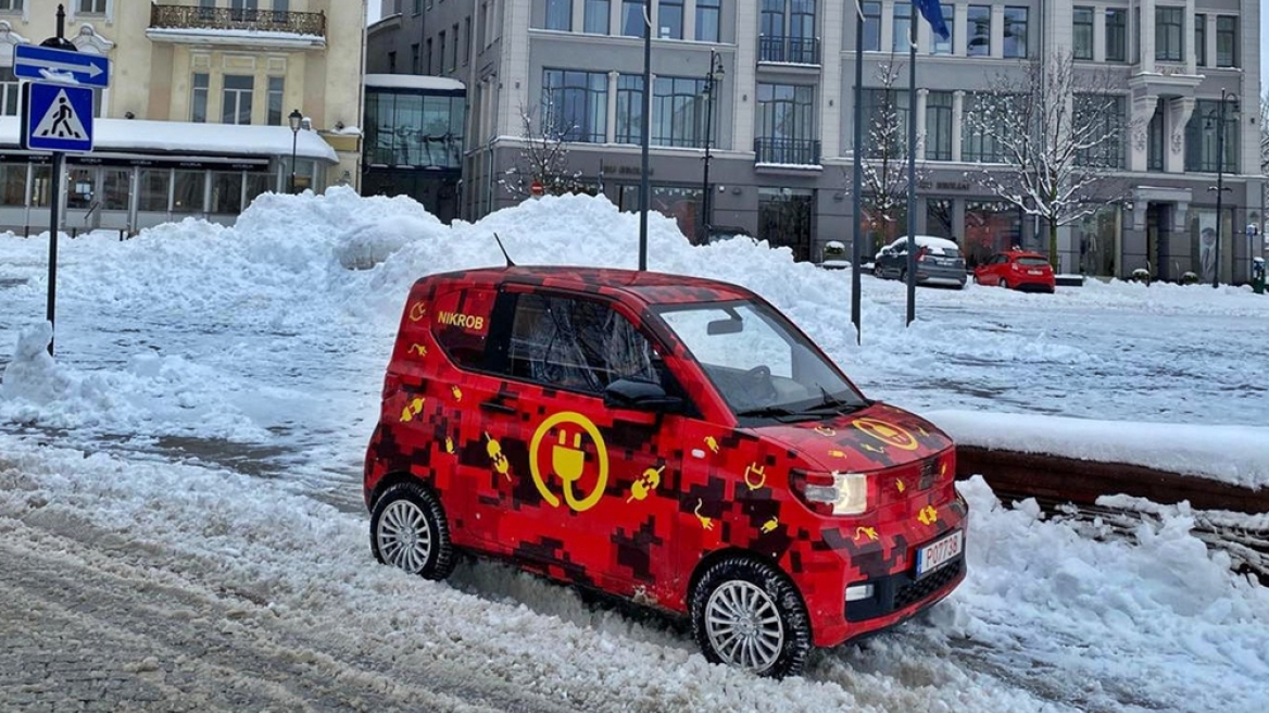 Μετά τα εμβόλια τους στέλνουν και το μικρό των μόλις 9.999€ - Δείτε το...