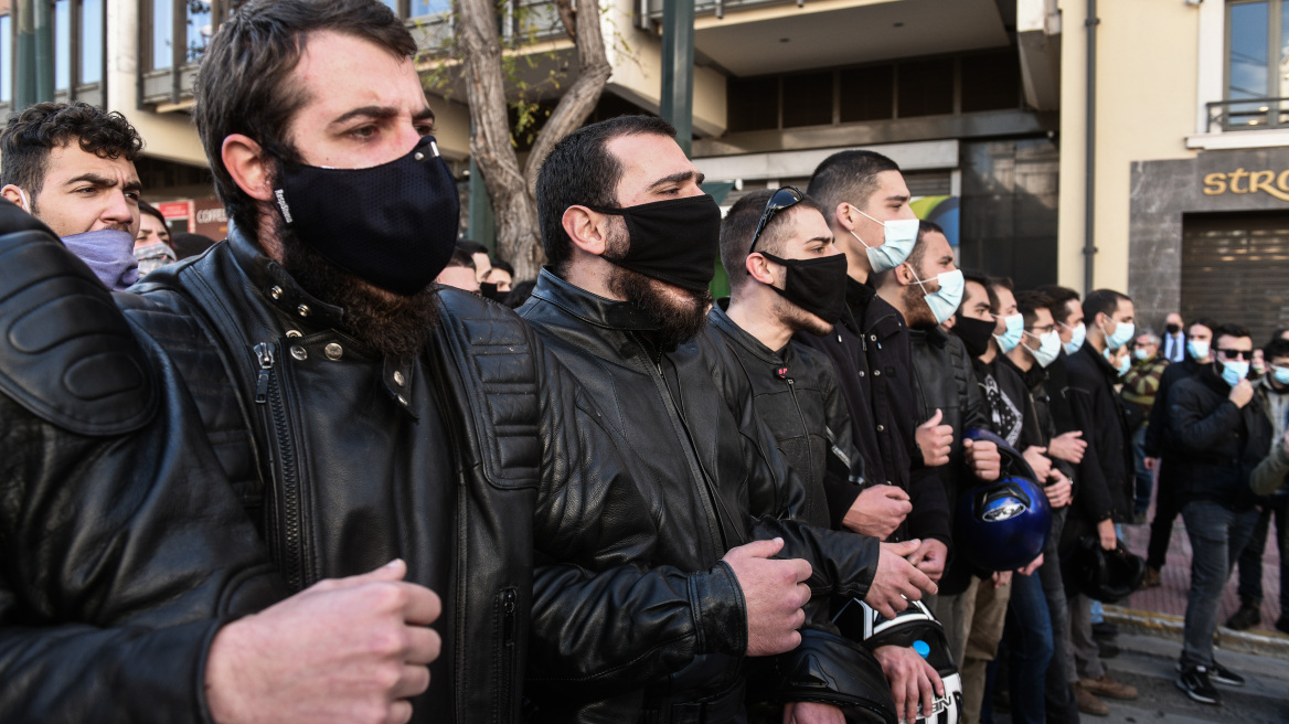 ΣΥΡΙΖΑ: Η κυβέρνηση να αναβάλει την ψήφιση του νομοσχεδίου για την Παιδεία για να μην γίνει το συλλαλητήριο