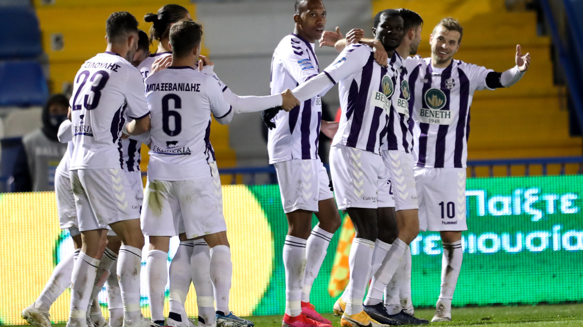 Super League 1, Απόλλων Σμύρνης-Ατρόμητος 2-1: Δώρο στον Παράσχο - Δείτε τα γκολ