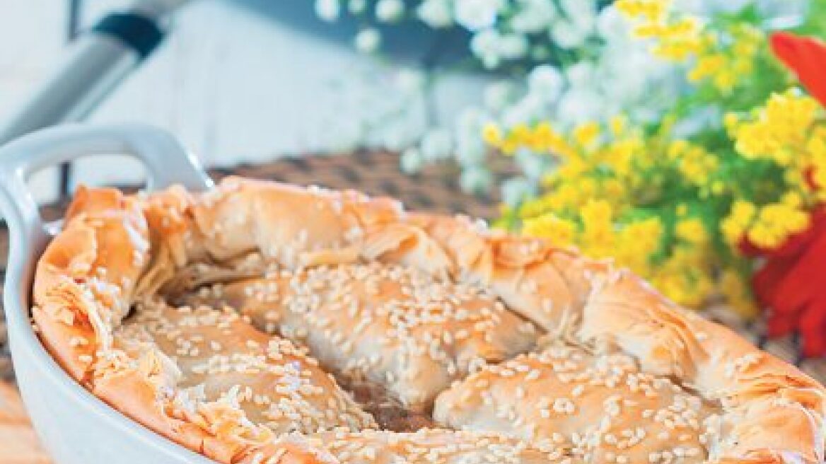 Η συνταγή της ημέρας: Μανιταρόπιτα με καρύδια