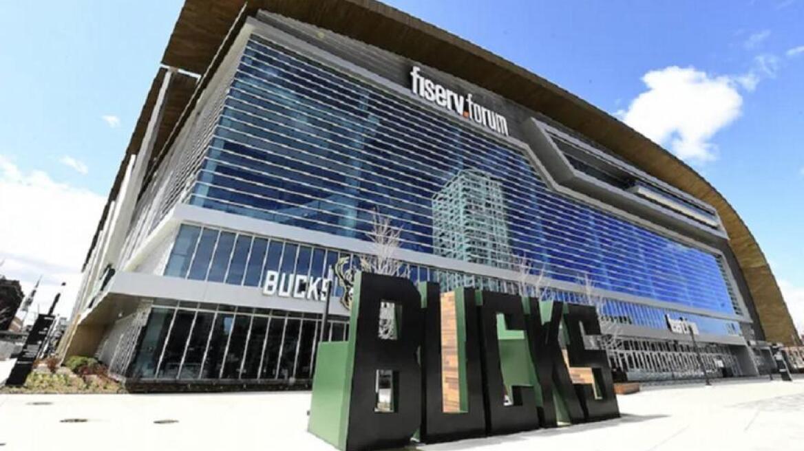 Μπακς: Με κόσμο τα εντός έδρας ματς