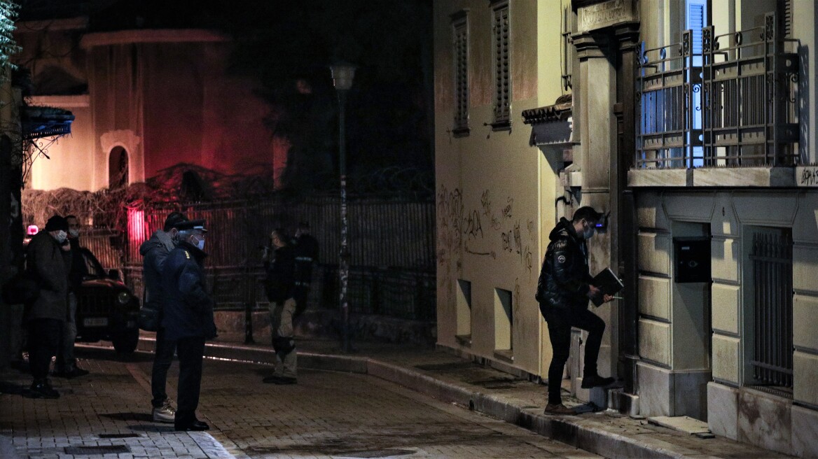 Επίθεση με γκαζάκια στα γραφεία της «Zeus + Dione»